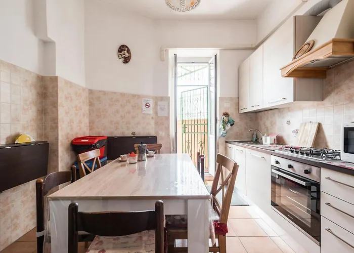 Casa Via Cesena * Roma